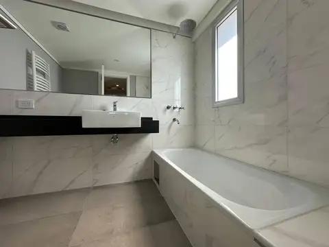 Departamento 3 ambientes con 3 baños