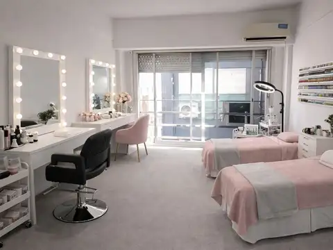 CONSULTORIO - OFICINA  EXCELENTE UBICACION Y CONECTIVIDAD