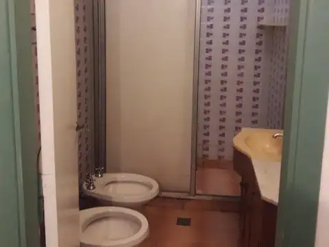 Depto Tipo Casa en Venta 70 años