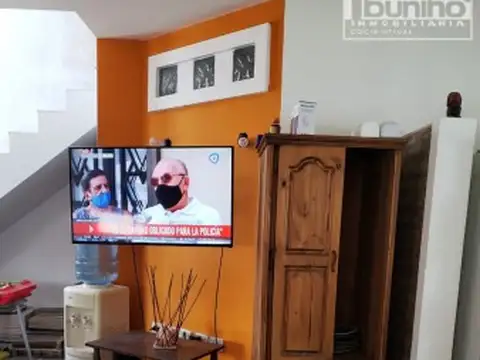 Casa en Alquiler Temporal con 1 cochera