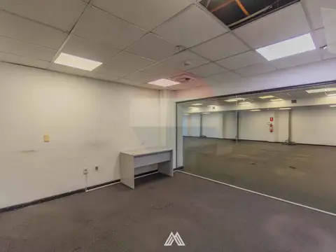 Oficina en Alquiler en Centro , $U 75.000