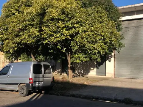 Excelente galpón 400 mtrs , Lomas de Zamora