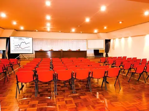 Hotel en Venta 45 años