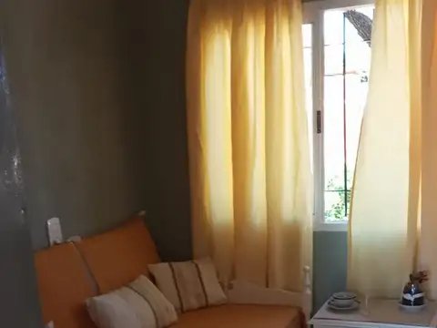 Departamento en Alquiler en Alberdi, $ 320.000