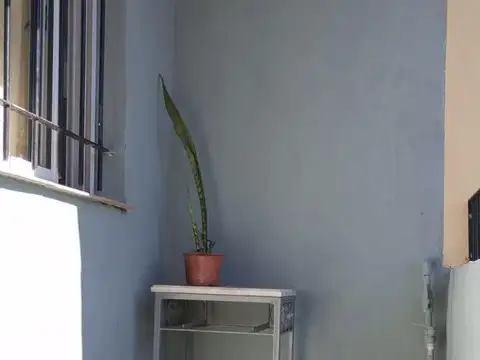 Departamento en Alberdi- ALQUILER-PLANTA ALTA- 20 DE JUNIO AL 1000