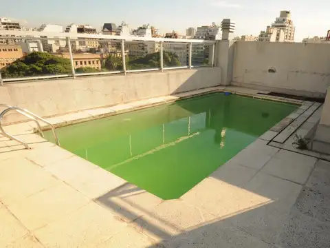Departamento con vista verde- Balcon aterrazado-