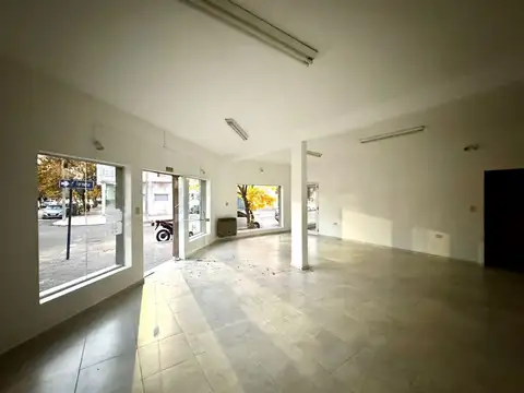 Local en Alquiler en Santa Rosa, $ 700.000