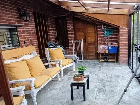 Casa en Venta con 1 cochera