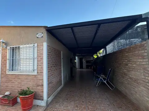 VENTA/CASA CON GALPON/OPORTUNIDAD/B° G. LEHMANN