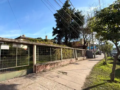Av. Aconquija al 1800