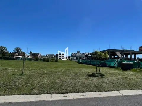 Terreno en Venta en Countries y Barrios Cerrados en Pilar, USD 39.000
