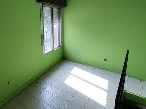 CASA EN PH 4 AMB C/COCHERA Y PATIO!