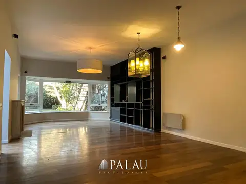 Casa 5 ambientes con 4 baños