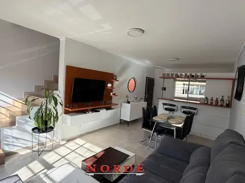 Depto Tipo Casa en Venta en Liniers, USD 128.000