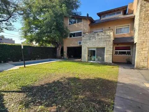 ESPECTACULAR CHALET CIUDAD JARDIN 4 HABITACIONES