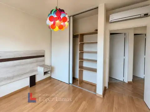 Departamento en Alquiler con 1 cocheras