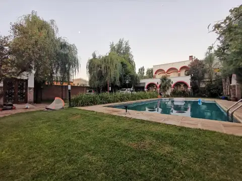 VENTA - Casa en 2 plantas - Maistegui 2349 bis