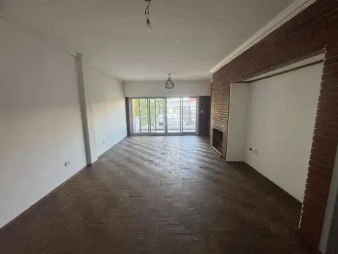 Casa en planta alta Ramos Mejia alquiler 4 ambientes