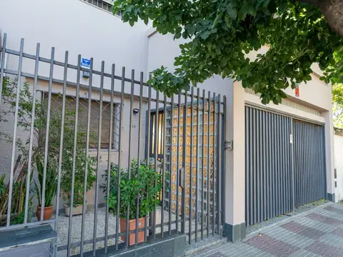 CASA EN VENTA 3 DORMITORIOS Y COCHERA SALADILLO