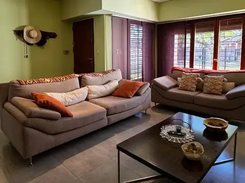 CASA EN VENTA - MERLO