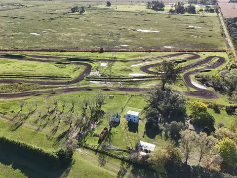 27 has Emprendimiento Turistico/ Deportivo Motor Zarate - Escalada