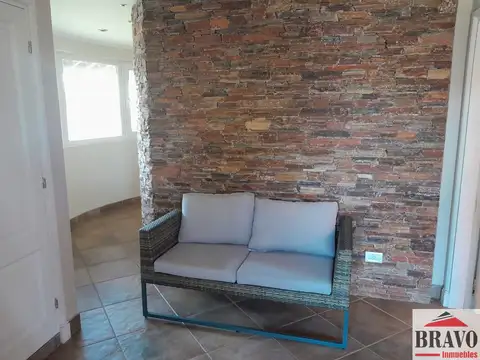 Casa 7 ambientes con 6 baños