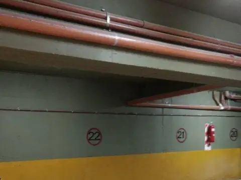 COCHERA A LA VENTA EN EXCELENTE UBICACION EN LOMAS DE ZAMORA