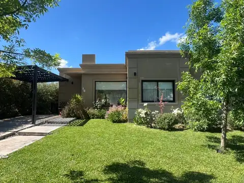 Casa  en Alq. Temporario en San Ramiro, Pilar del Este, Pilar