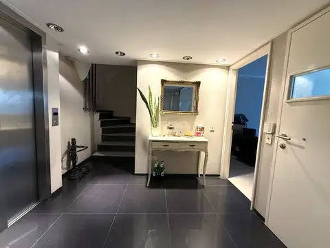 Departamento en Venta con 4 cochera