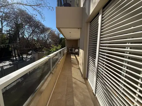 TRES DEPTOS EN VENTA EN BLOCK EN BARRIO INGLES TEMPERLEY