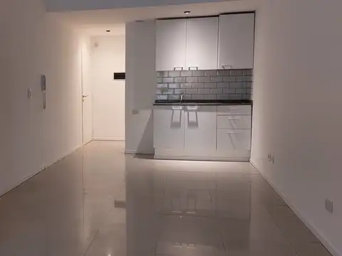 VENTA Monoambiente con parrrilla en SAN TELMO