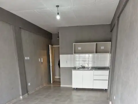 Departamento en Alquiler en Lomas Del Mirador, $ 300.000