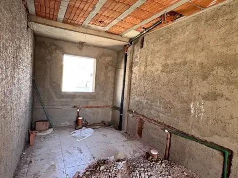 Depto Tipo Casa en Venta con 1 cocheras