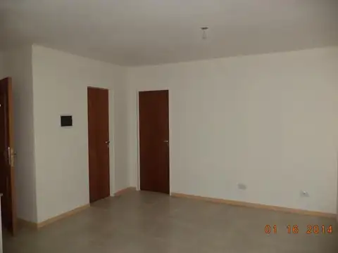 Departamento en Alquiler en Remedios de Escalada de San Martín, $ 500.000