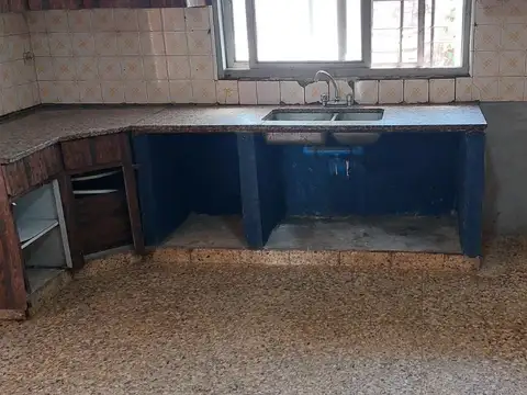 Pasaje Palau 2662 - Casa 3 dormitorios y cochera