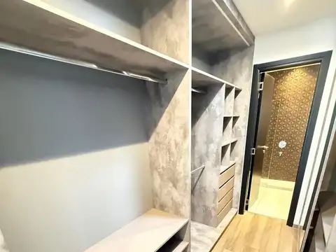 Depto Tipo Casa en Venta con 2 cocheras
