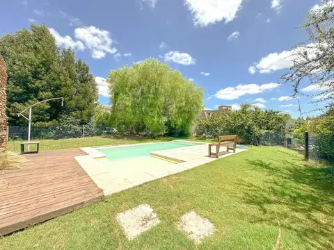 Casa en Alquiler de 3 dormitorios