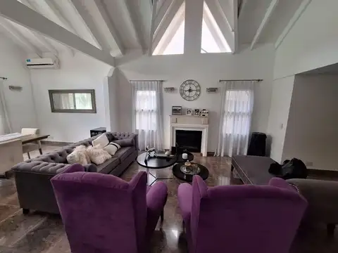 Casa en Venta en Indio Cua Golf Club, USD 235.000