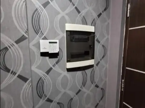 Oficina 4 ambientes con 1 baño