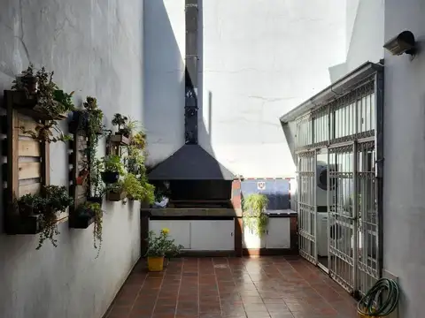 VENTA CASA 4 AMB C/COCHERA