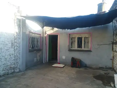 Depto Tipo Casa en Venta 50 años