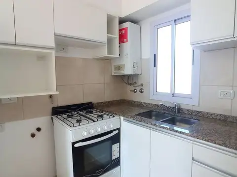 Departamento en Alquiler en Barrio España y Hospitales, $ 500.000