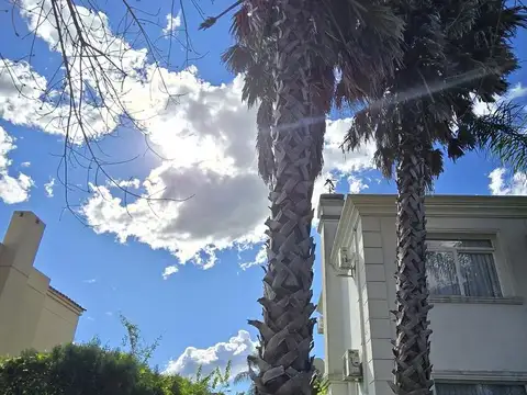 Casa en Venta en Pilar del Este - Los Jazmines, USD 260.000
