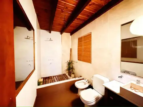 Casa 4 ambientes con 1 baño