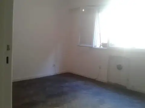 Comodo 3 amb con dependencia, luminoso, baño, cocina