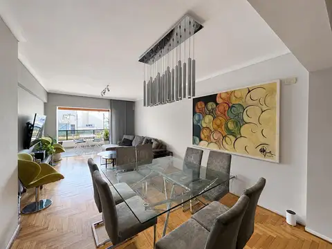 Venta de Departamento SEMIPISO 4 ambientes con Dependencia, Cochera y Baulera en Caballito