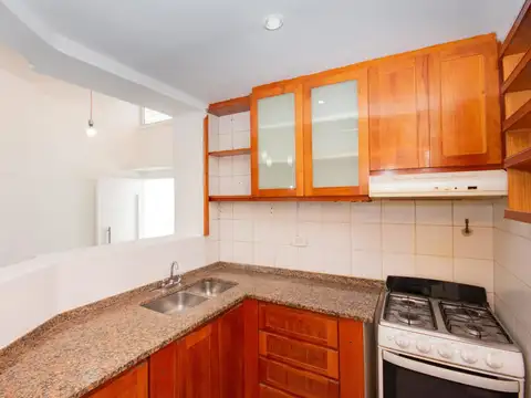 Depto Tipo Casa en Venta en Caballito, USD 158.000