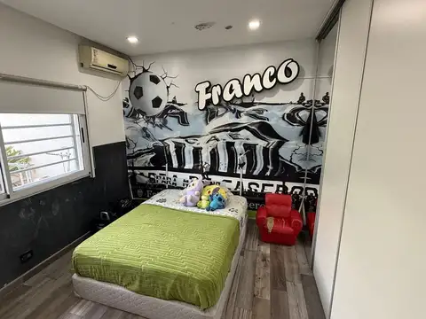 Casa 3 ambientes CON QUINCHO Y TERRAZA en CASEROS