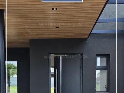 Casa 4 ambientes con 3 baños