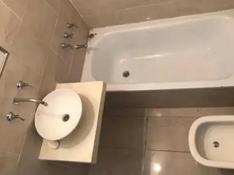 Departamento  en Venta ubicado en Caseros, Tres de Febrero, G.B.A. Zona Oeste